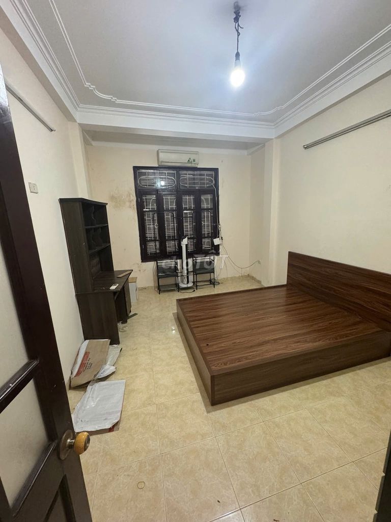 Дом в аренду 30 м² x 5 этажей, 3 спальни, 3 туалета в Бадине, Ханой