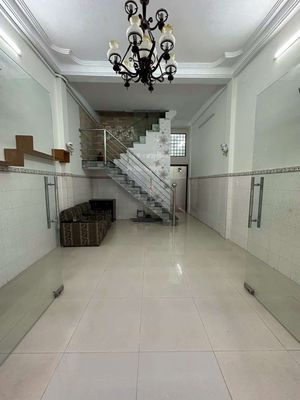 Аренда · 4 комн. · 54 м² · Quận 6, ул. Đường Minh Phụng