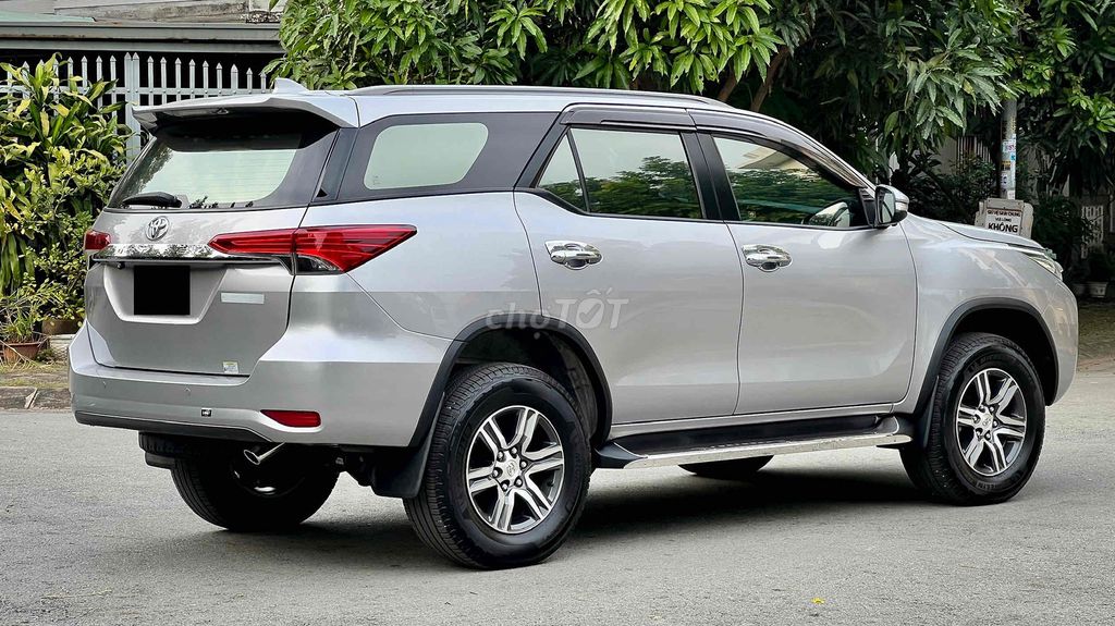 Toyota Fortuner 2017 2.7V AT 1 cầu. Mua bán Ô tô tại Thành phố Thuận An Bình Dương được đăng bởi Quang Huy hình 4