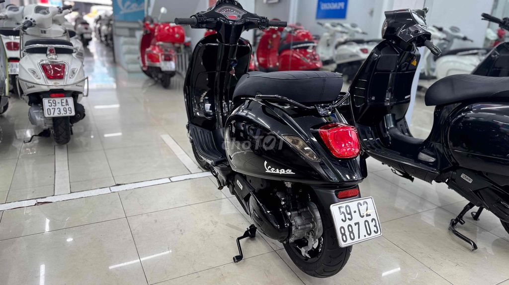 Vespa Sprint  mẫu 2020 Full đen bóng Camay đẹp. Mua bán Xe máy tại Quận Phú Nhuận Tp Hồ Chí Minh được đăng bởi VESPA  PIAGGIO BẢO HƯNG Vespa cũ trả góp  hình 2