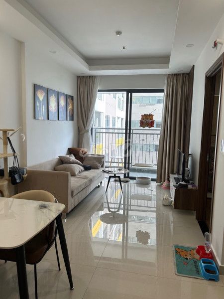 CHO THUÊ CH Q7 RIVERSIDE 2PN CÓ SẴN RÈM, BẾP, MÁY LẠNH