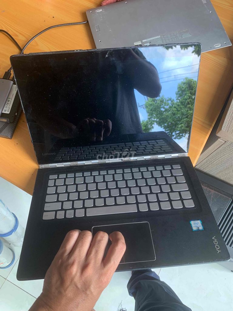 Xác laptop Lenovo Yoga 900S Bạc. Mua bán Linh kiện (RAM, Card...) tại Thành phố Dĩ An Bình Dương được đăng bởi Laptop cũ hình 1