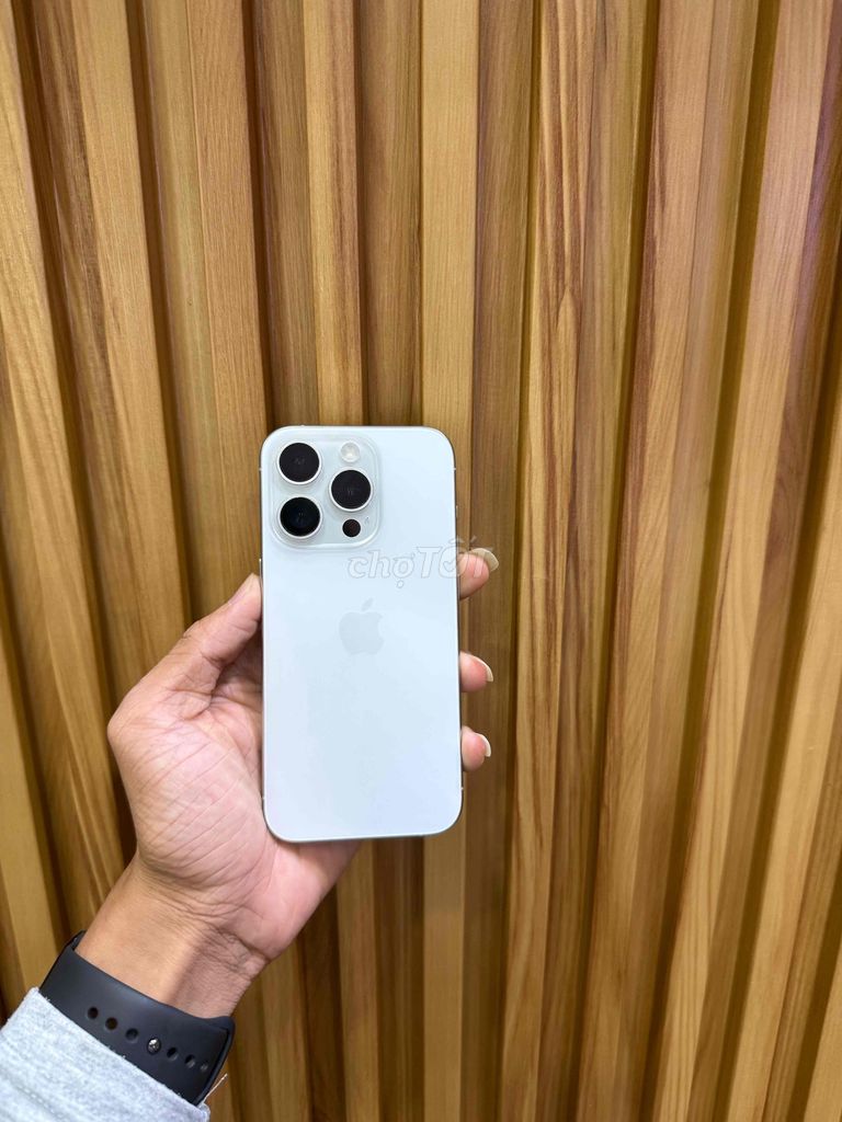 Apple iPhone 15 Pro 128GB Trắng. Mua bán Điện thoại tại Quận 8 Tp Hồ Chí Minh được đăng bởi Lê Đặng Minh Khang hình 1