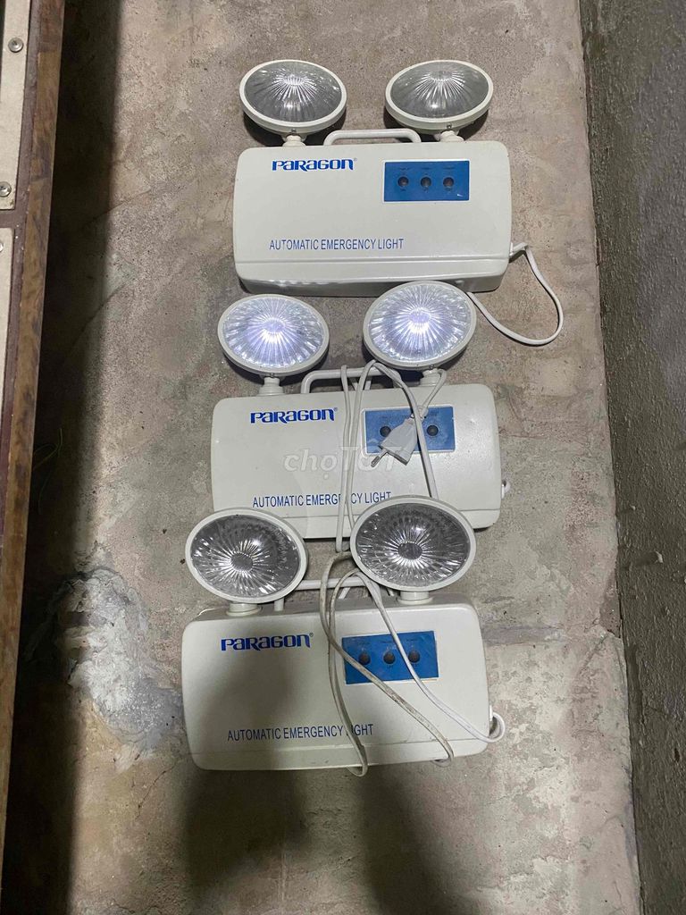 Đèn khẩn cấp Paragon Trắng. Mua bán Đèn tại Huyện Hoài Đức Hà Nội được đăng bởi thuyền không bến  hình 1