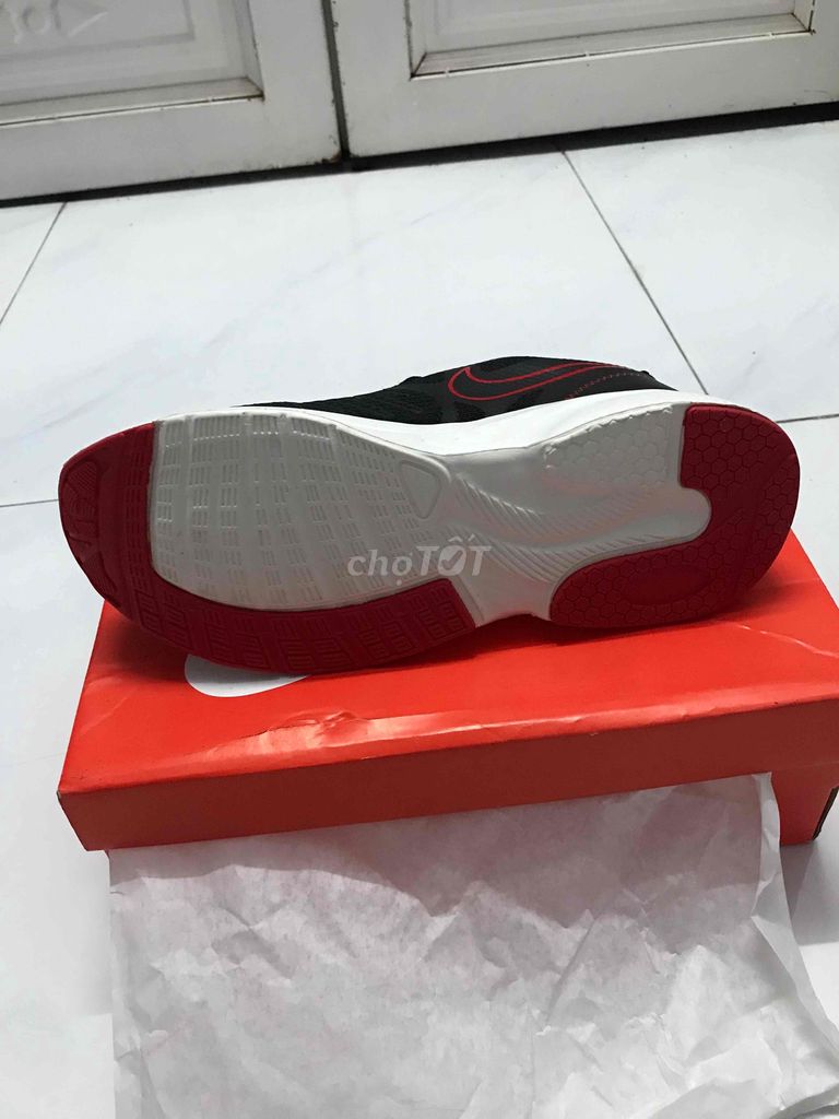 Giày nike cs 42