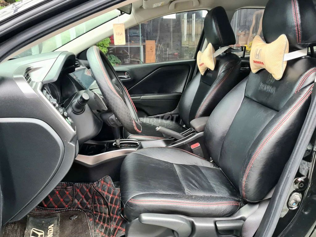 Honda City 1.5CVT sx 2018, odo 7v5, xe chuẩn.. Mua bán Ô tô tại Thành phố Thủ Đức Tp Hồ Chí Minh được đăng bởi Đức Hưng Siêu thị ô tô Thủ Đức hình 11