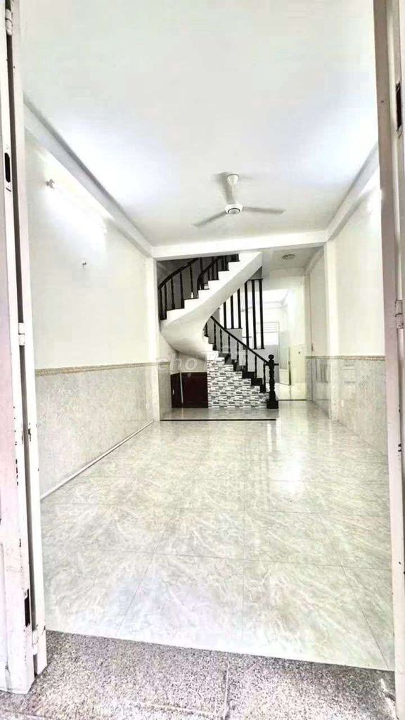 Аренда · 4 комн. · 80 м² · Quận 12, ул. Thới An Q12