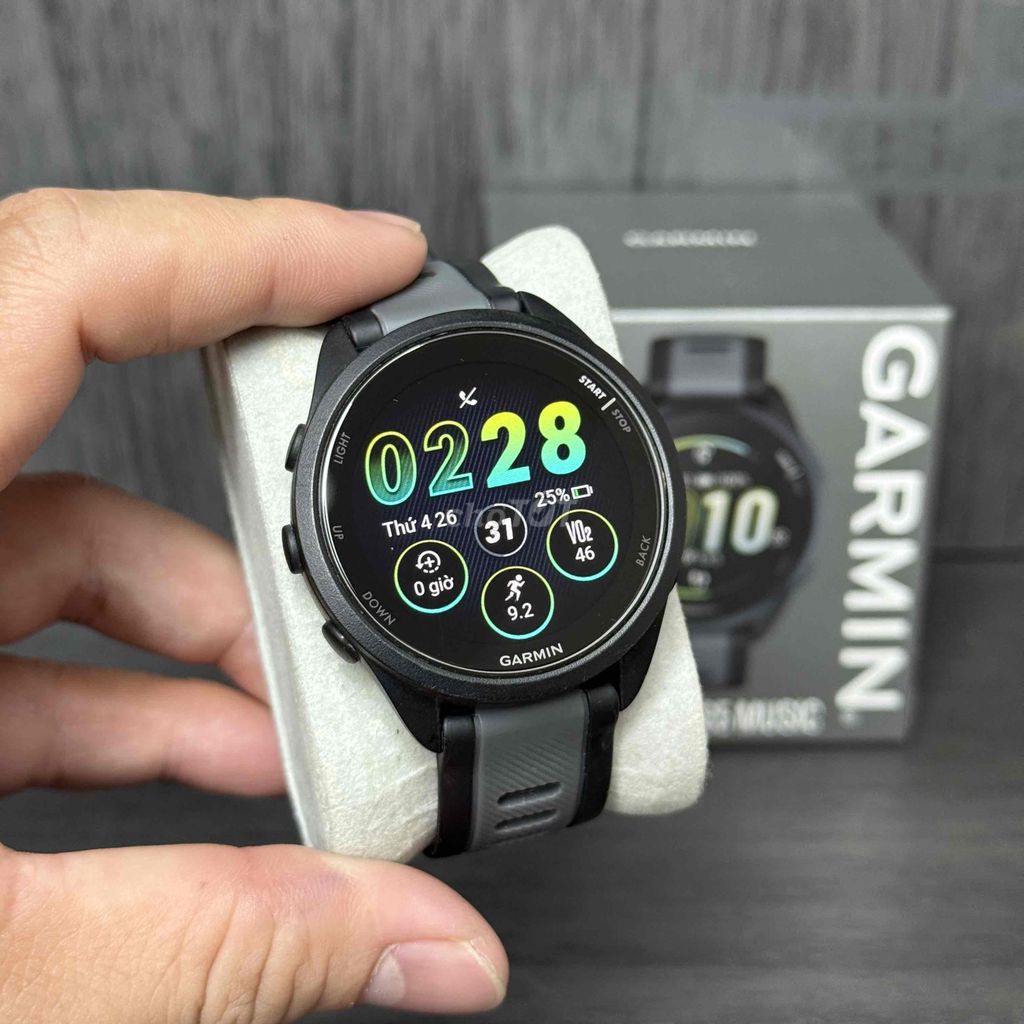 GARMIN FORERUNNER 165 MUSIC ĐEN CHÍNH HÃNG FULLBOX