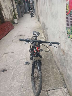 Chuyển nhà cần bán. Mua bán Xe đạp tại Huyện Thanh Trì Hà Nội được đăng bởi nguyễn văn đạt