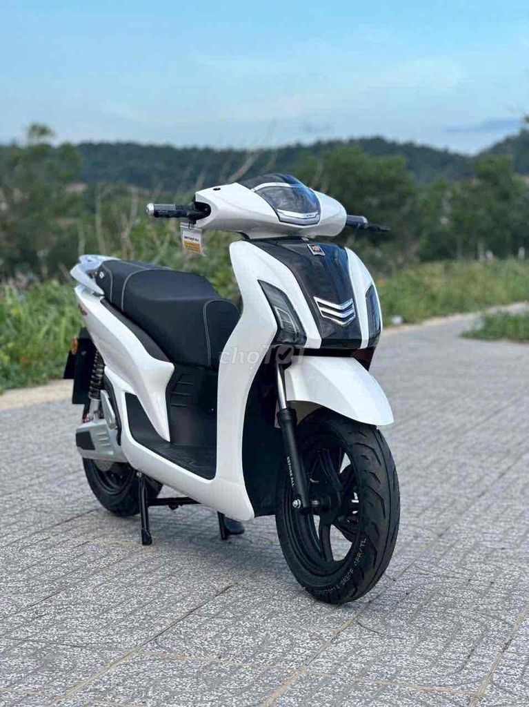 BF điện kiểu dáng SH. Mua bán Xe điện tại Quận Đống Đa Hà Nội được đăng bởi Xe Bảo Tín 61 Nguyễn Lương Bằng HN hình 2