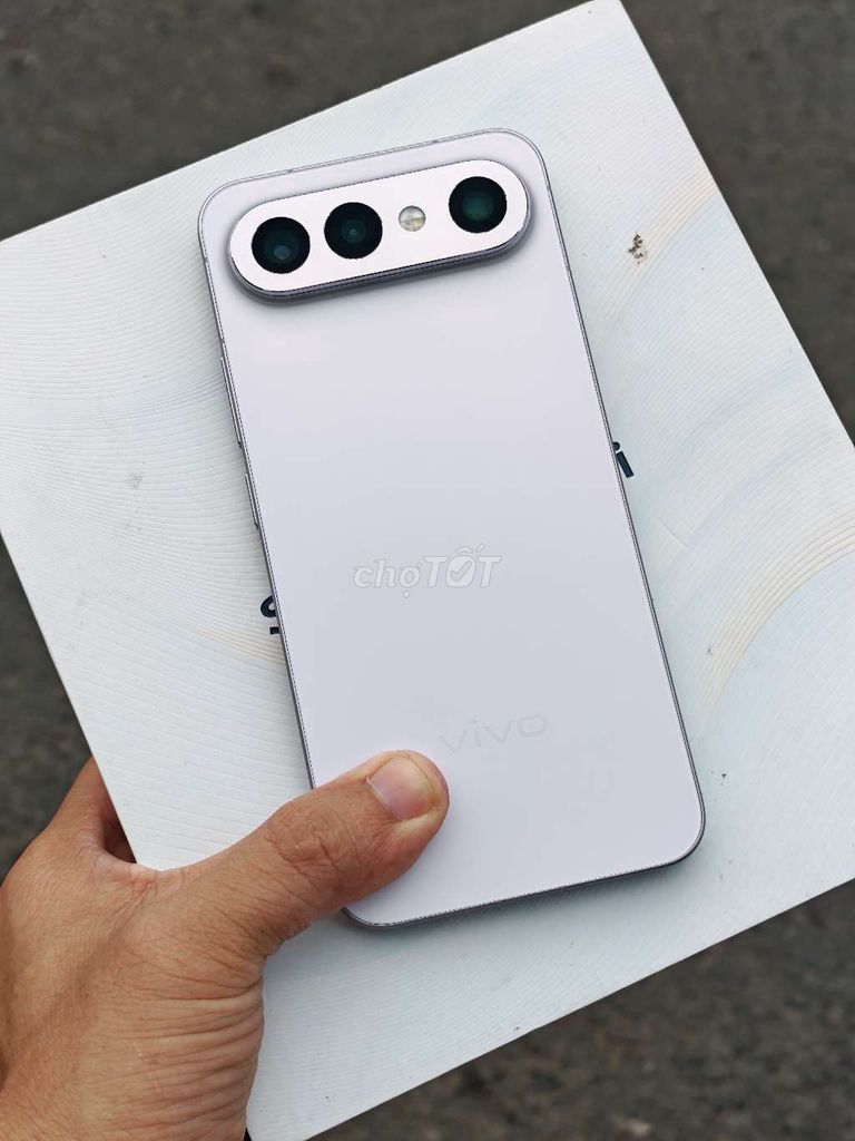 Vivo S50 Pro Mini 12GB/256GB fullbox. Mua bán Điện thoại tại Quận Bình Tân Tp Hồ Chí Minh được đăng bởi Phạm Vôn hình 1