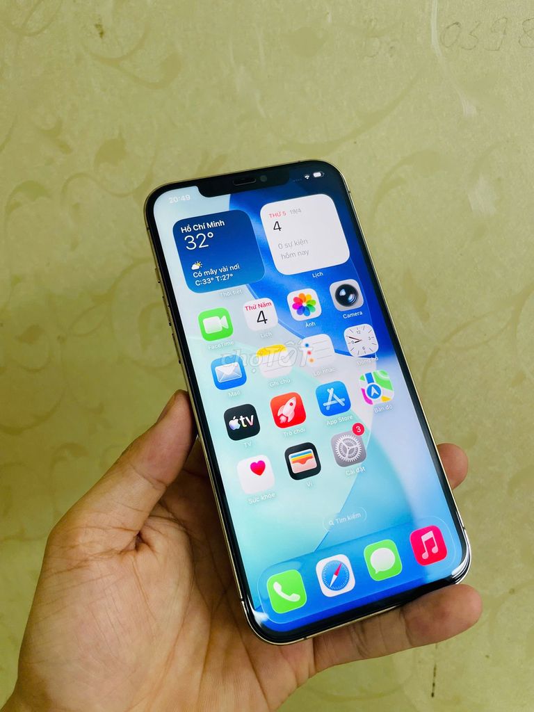 iPhone 12 Pro Max 128GB Vàng Gold Mỹ. Mua bán Điện thoại tại Quận Đống Đa Hà Nội được đăng bởi NHẬT LỆ CAMERA hình 1