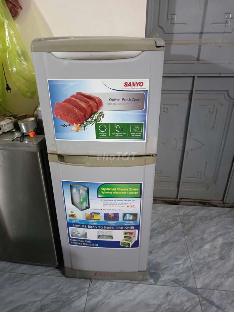 Tủ lạnh Sanyo Xám. Mua bán Tủ lạnh tại Huyện Hoài Đức Hà Nội được đăng bởi nguyễn văn nghị hình 1