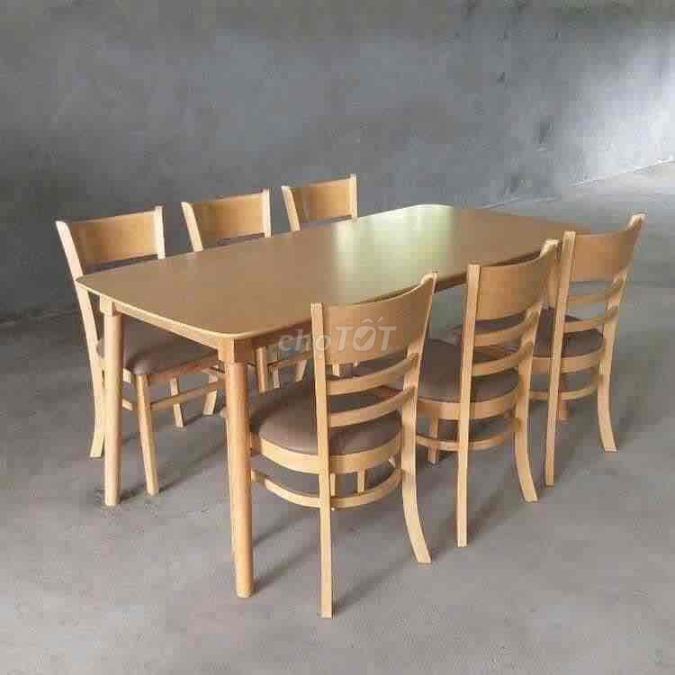 Bộ bàn ghế ăn Gỗ cao su Vàng gỗ Mới 95%. Mua bán Bàn ghế tại Huyện Chương Mỹ Hà Nội được đăng bởi Ms Nga hình 1