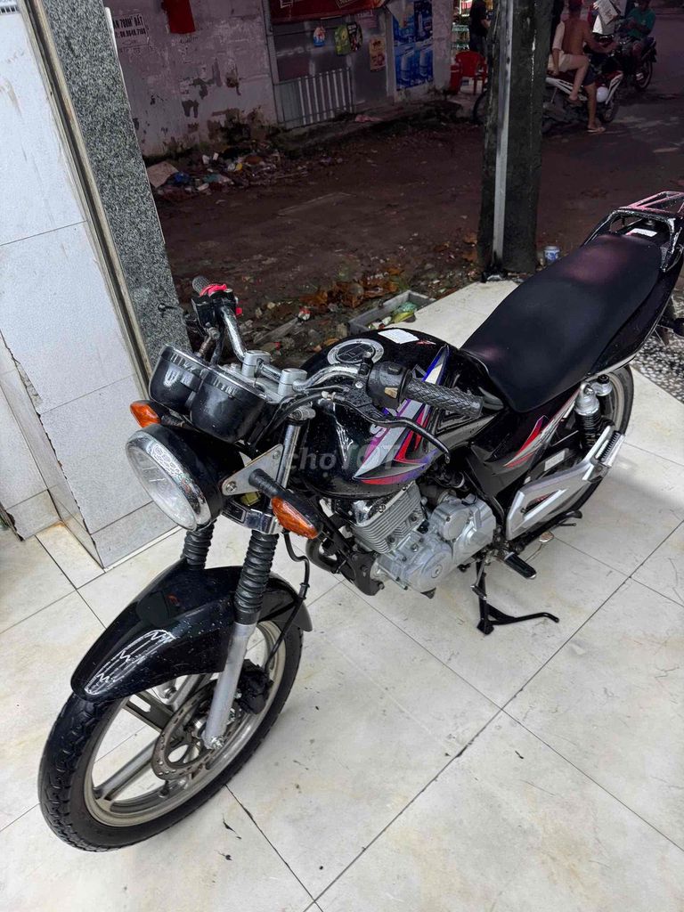 Suzuki EN150A 2012 chính chủ biển thành phố. Mua bán Xe máy tại Huyện Bình Chánh Tp Hồ Chí Minh được đăng bởi Phong Vũ hình 3