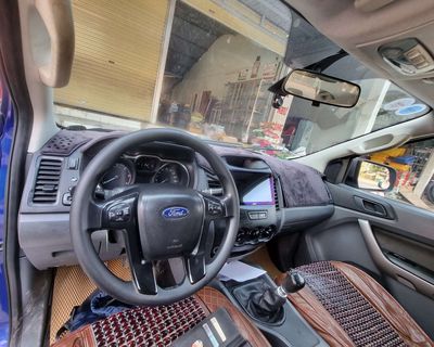 Bán xe Ford Ranger XLS 2.2 4x2 MT 2017