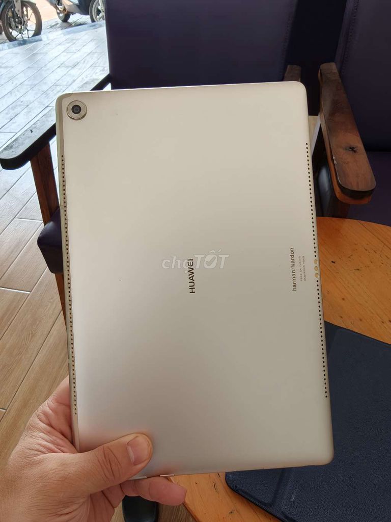 Huawei M5 4GB/128GB Bạc. Mua bán Máy tính bảng tại Huyện Cư M'gar Đắk Lắk được đăng bởi Lê Hiếu 94 hình 1