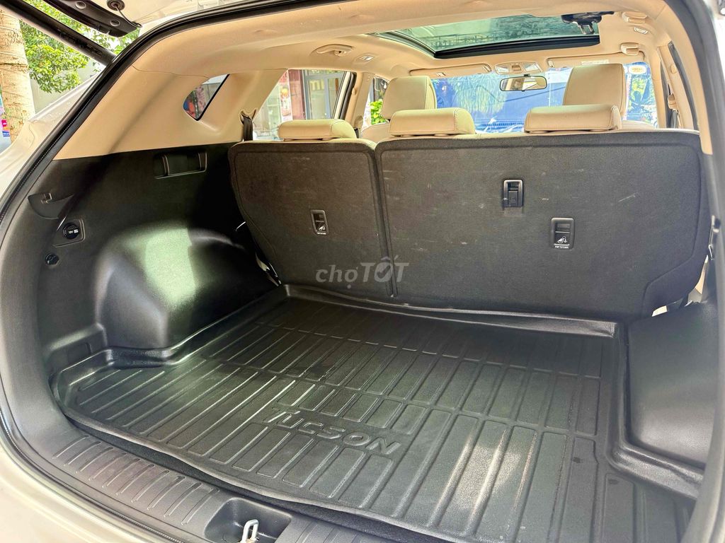 Hyundai Tucson 2019 2.0 ATH - 72000 km. Mua bán Ô tô tại Thành phố Biên Hòa Đồng Nai được đăng bởi Peacemaker hình 14