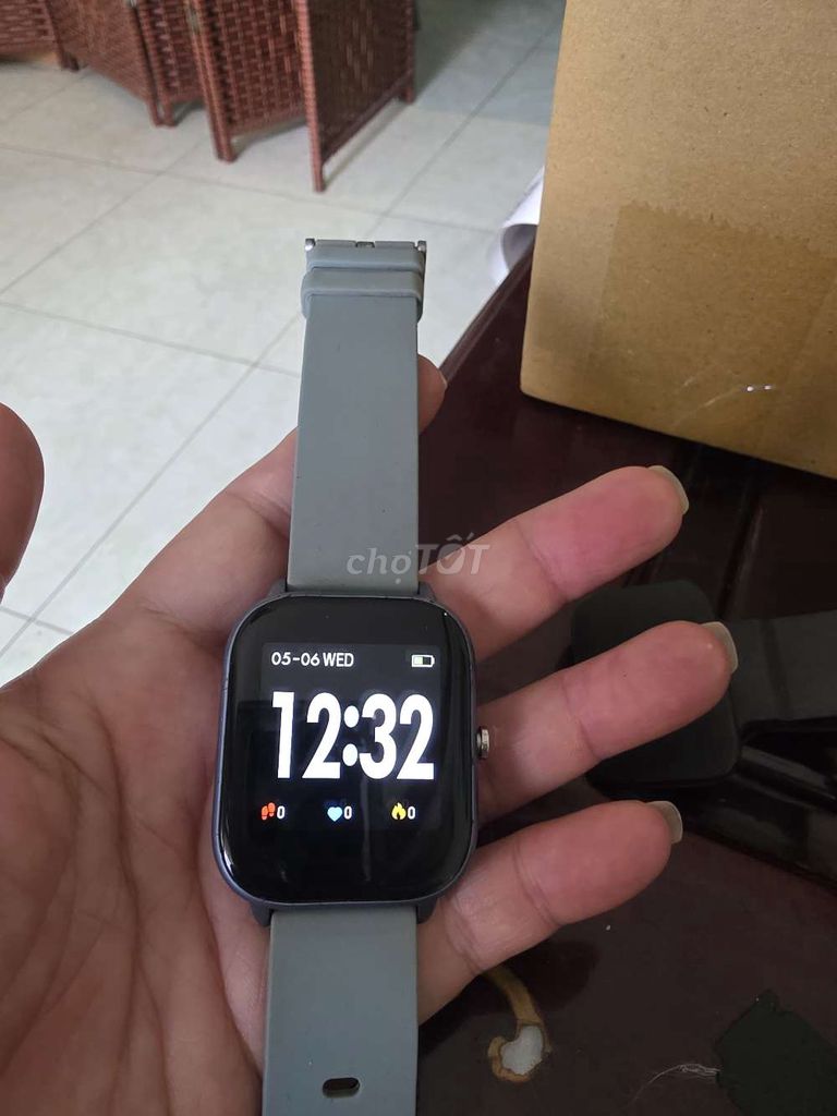 Đồng hồ thông minh. Mua bán Thiết bị đeo thông minh tại Quận Bình Tân Tp Hồ Chí Minh được đăng bởi Quach my  hình 1