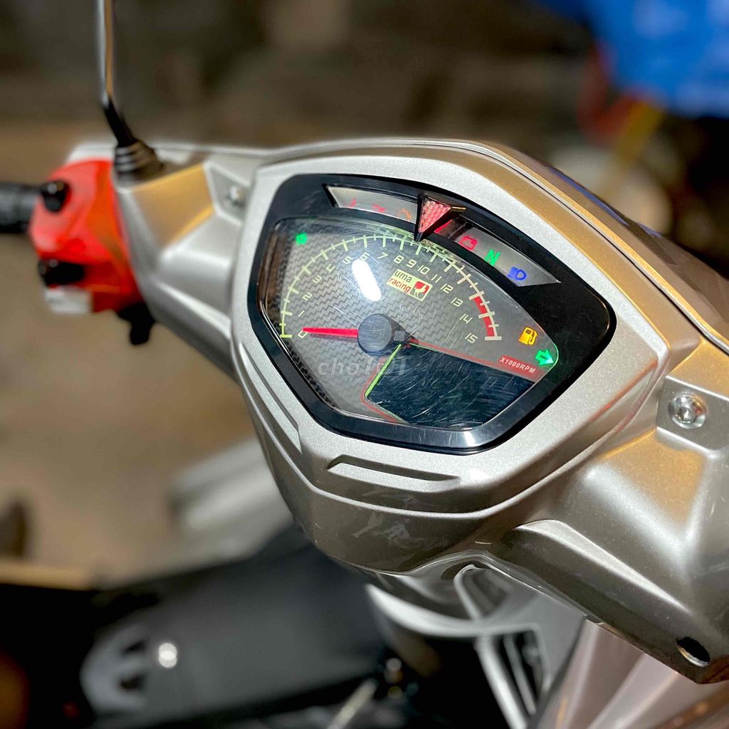 exciter 135 côn tay xuống áo full đồ chơi mới 100%. Mua bán Xe máy tại Quận Thanh Khê Đà Nẵng được đăng bởi XE ĐẸP ĐÀ NẴNG hình 3