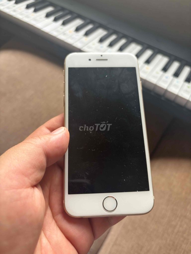 Apple iPhone 6 Vàng Đã sử dụng. Mua bán Điện thoại tại Quận Hoàng Mai Hà Nội được đăng bởi Hoàng hình 1