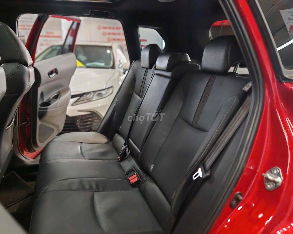 Toyota Corolla Cross 1.8V 2025 odo 8.000km cực đẹp. Mua bán Ô tô tại Quận Nam Từ Liêm Hà Nội được đăng bởi Đại lý Toyota Mỹ Đình hình 9