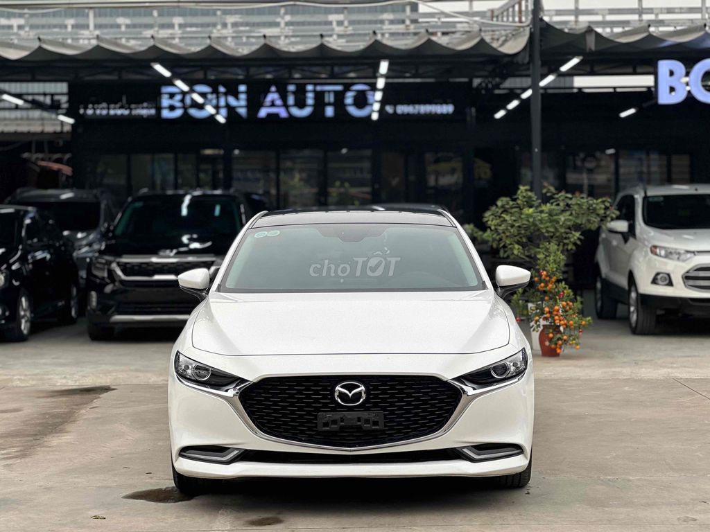 Mazda 3 2022 Sedan 1.5L Luxury màu trắng