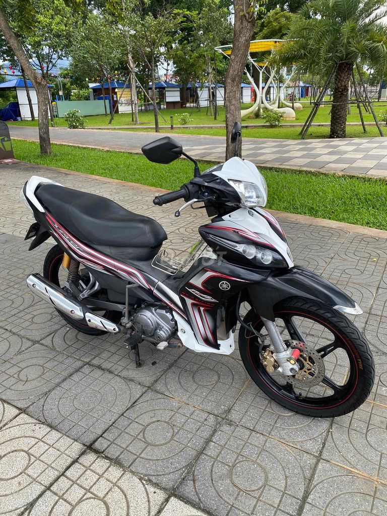thanh lý jupiter RC 2011 máy zin xe đẹp.. Mua bán Xe máy tại Thành phố Bà Rịa Bà Rịa - Vũng Tàu được đăng bởi Tùng Vario hình 3