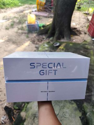 Loa Bluetooth Inmoyo S1 màu đen kèm mic hát. Mua bán Tivi, Âm thanh tại Thành phố Châu Đốc An Giang được đăng bởi nông dân 