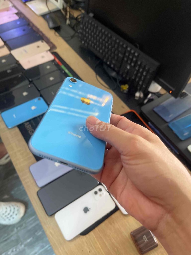 iPhone XR Xanh dương. Mua bán Điện thoại tại Quận Cẩm Lệ Đà Nẵng được đăng bởi Sim Số Đại Tài hình 1