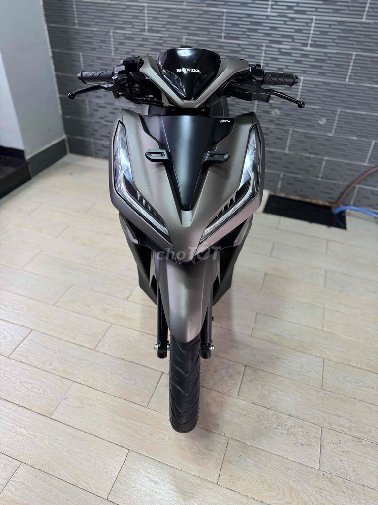 Honda Vario 150 date 2020 Vàng Cát Bs Sài Gòn