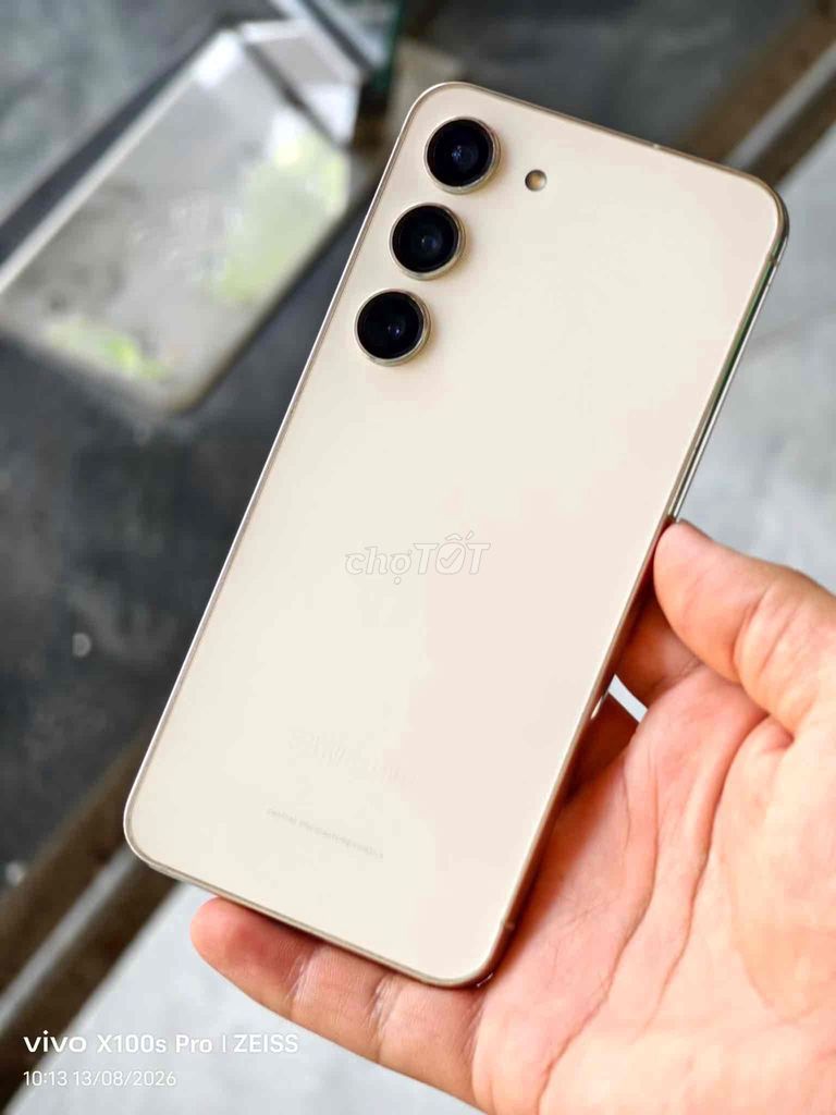 Samsung Galaxy S23 8GB/256GB Vàng. Mua bán Điện thoại tại Quận Cẩm Lệ Đà Nẵng được đăng bởi Nguyễn Văn Linh hình 1