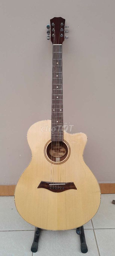 Đàn guitar Long