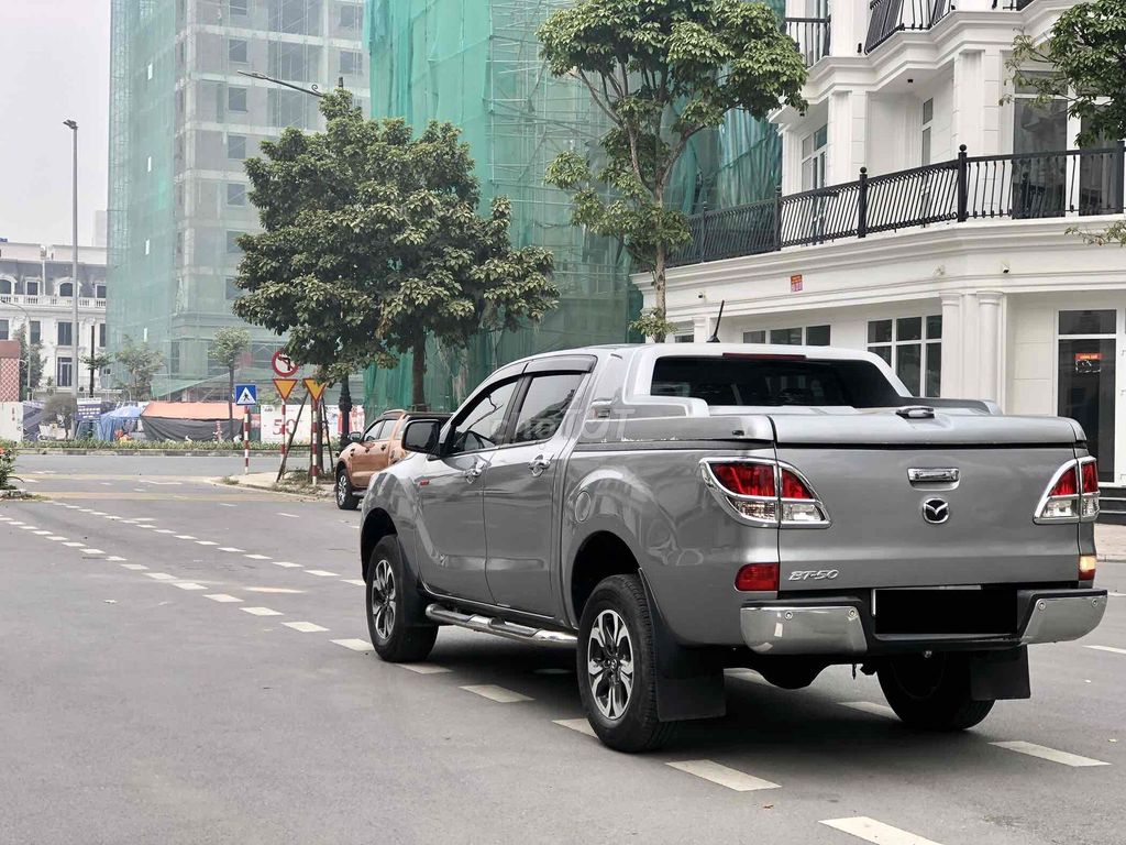 Mazda BT 50 2019 2.2 AT 2x2 - 69000 km. Mua bán Ô tô tại Quận Cầu Giấy Hà Nội được đăng bởi Tien Thanh hình 5
