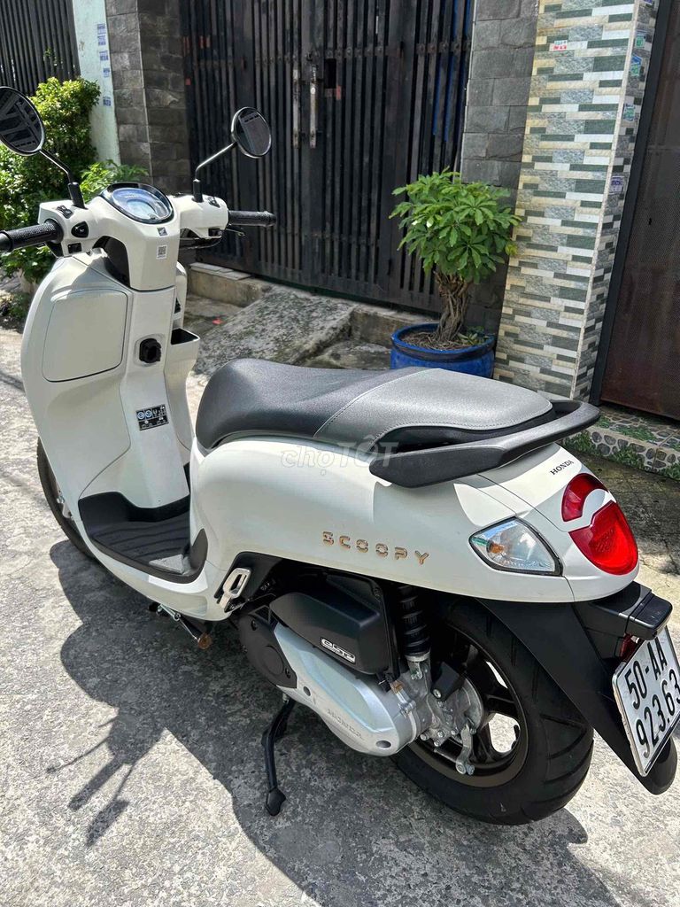 Honda Scoopy 2025 белый 8000 км смарт-ключ на владельце