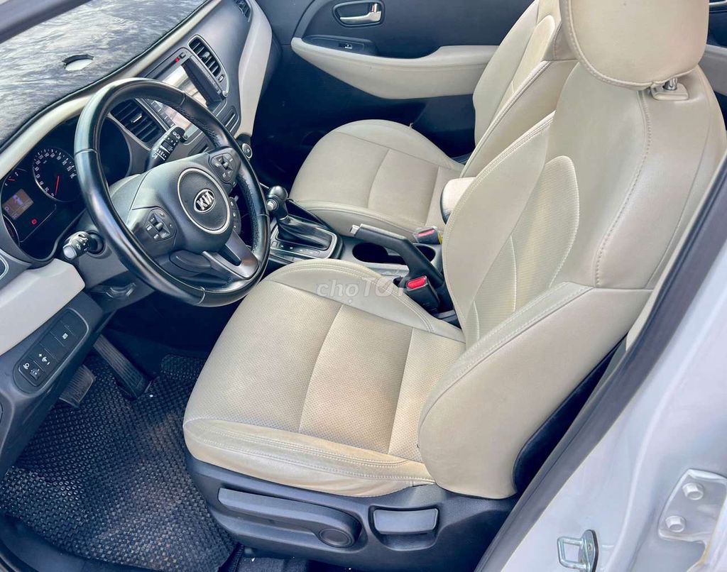 KIA RONDO AT 20 SIÊU LƯỚT 24000 KM BAO TEST. Mua bán Ô tô tại Thành phố Thuận An Bình Dương được đăng bởi BÌNH VÌNH PHÚ CHUYÊN XE LƯỚT BAO TEST HÃNG  hình 8