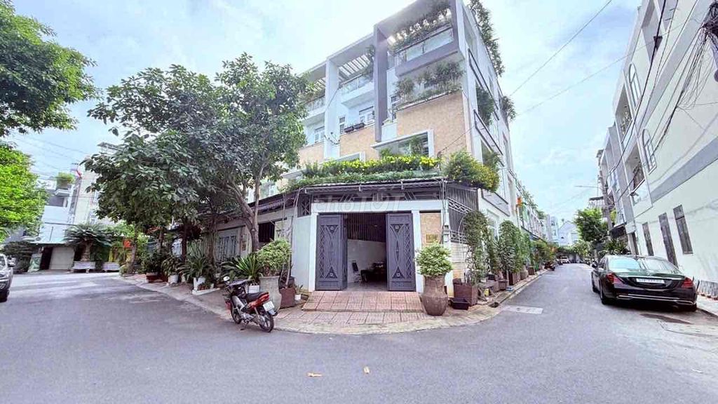 Nhà mới ở ngay, HXH tô ngọc vân, DT 51m2, 3T BTCT đẹp gần chợ Tam Hà