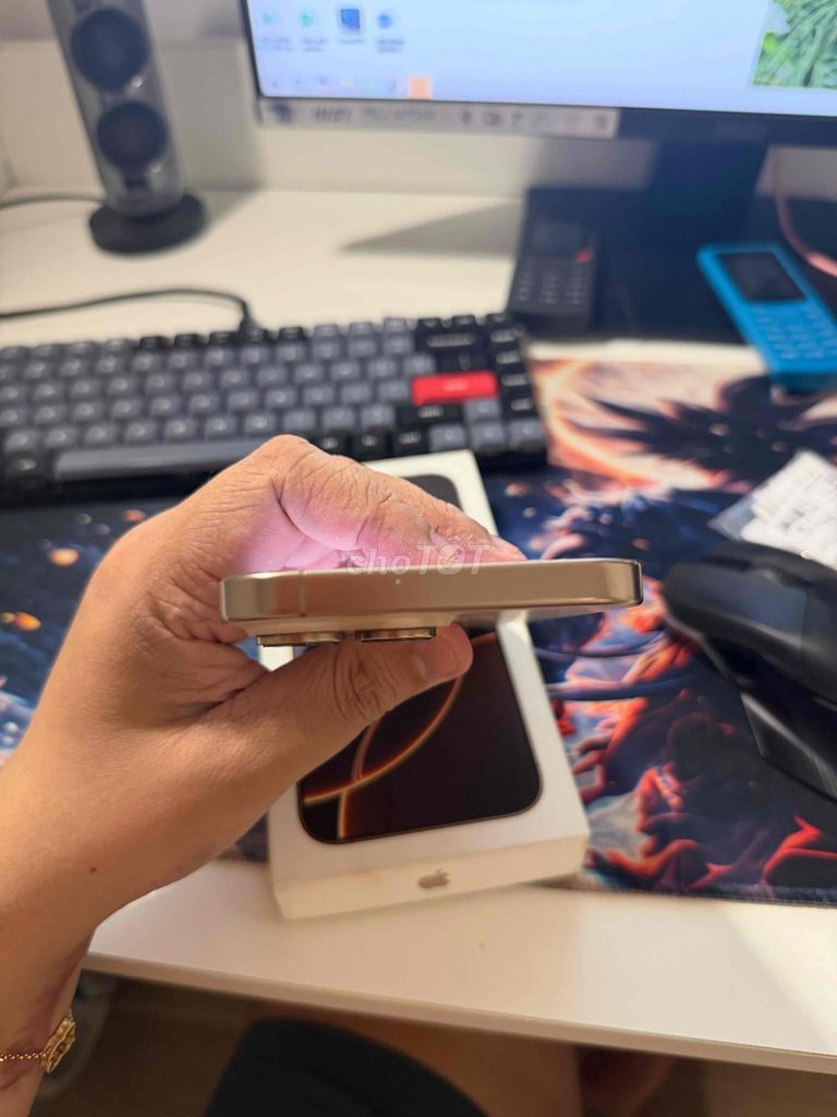 Apple iPhone 16 Pro Max 256GB Gold Việt Nam 97%. Mua bán Điện thoại tại Quận 7 Tp Hồ Chí Minh được đăng bởi Bùi đạt hình 1