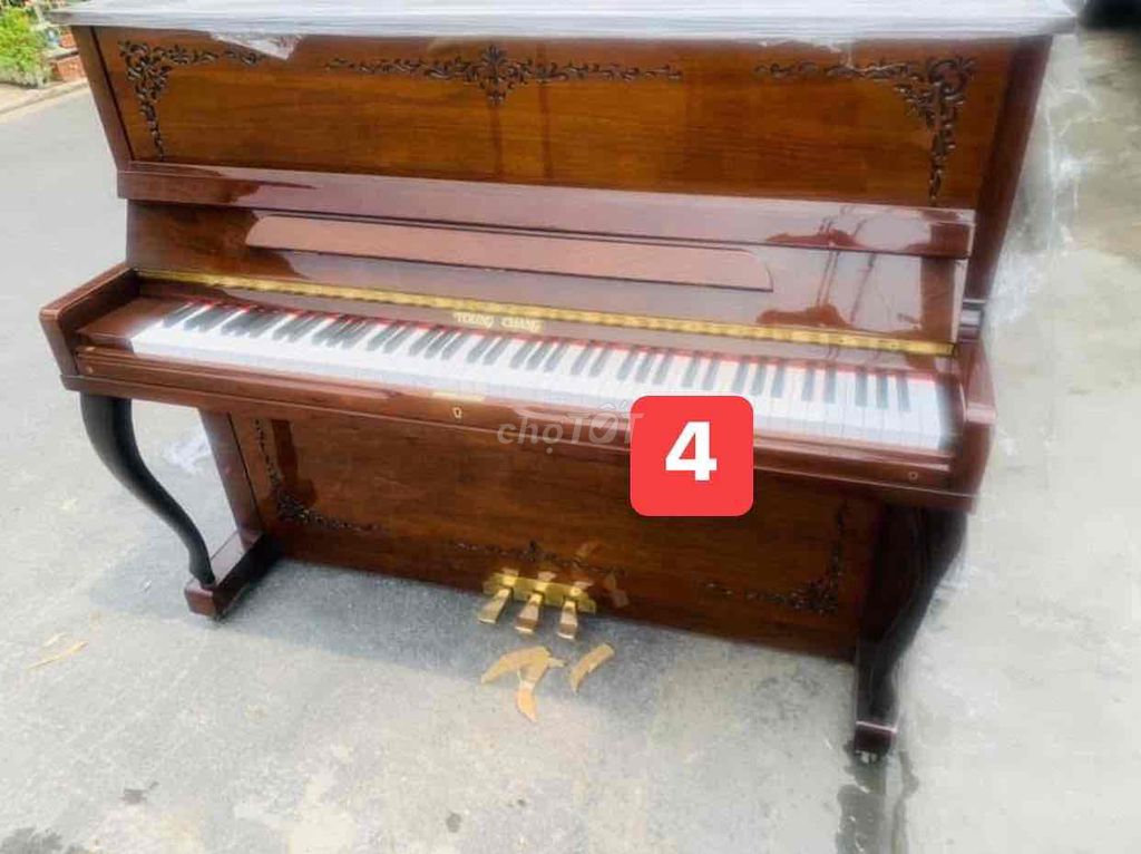 piano cơ xả kho