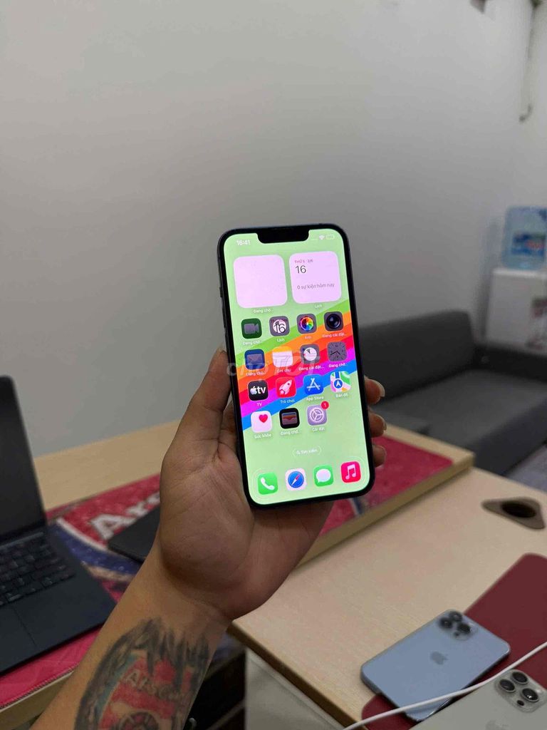 Apple iPhone 13 128GB Xanh. Mua bán Điện thoại tại Quận Đống Đa Hà Nội được đăng bởi KT Hà Nội Mobile hình 1