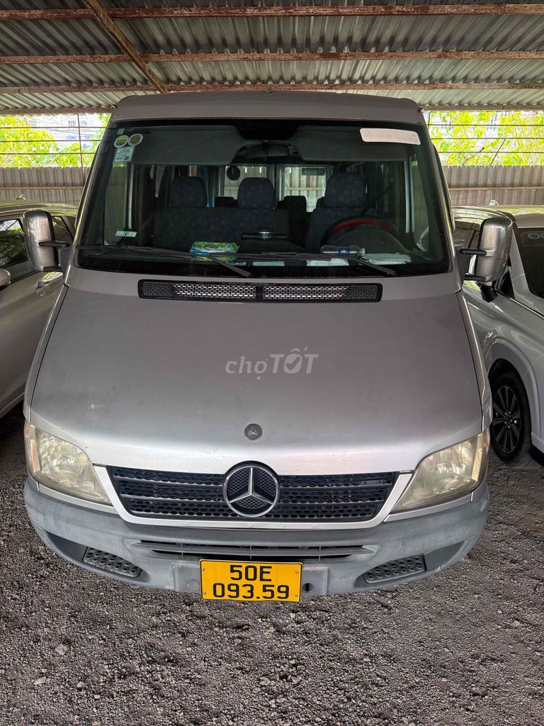 Cho thuê xe 16c Mecedes sprinter