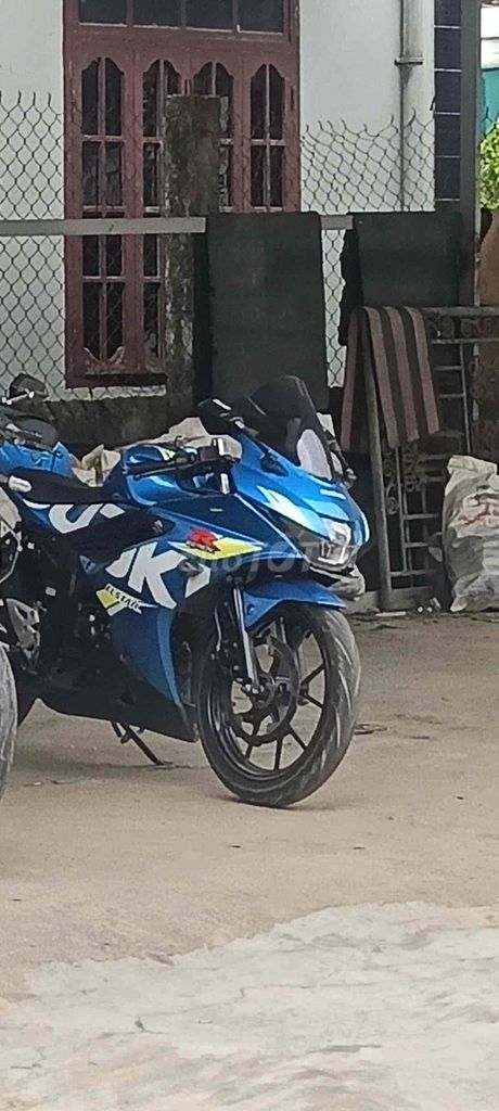 Suzuki GSX150R синий, 13 000 км, Индонезия