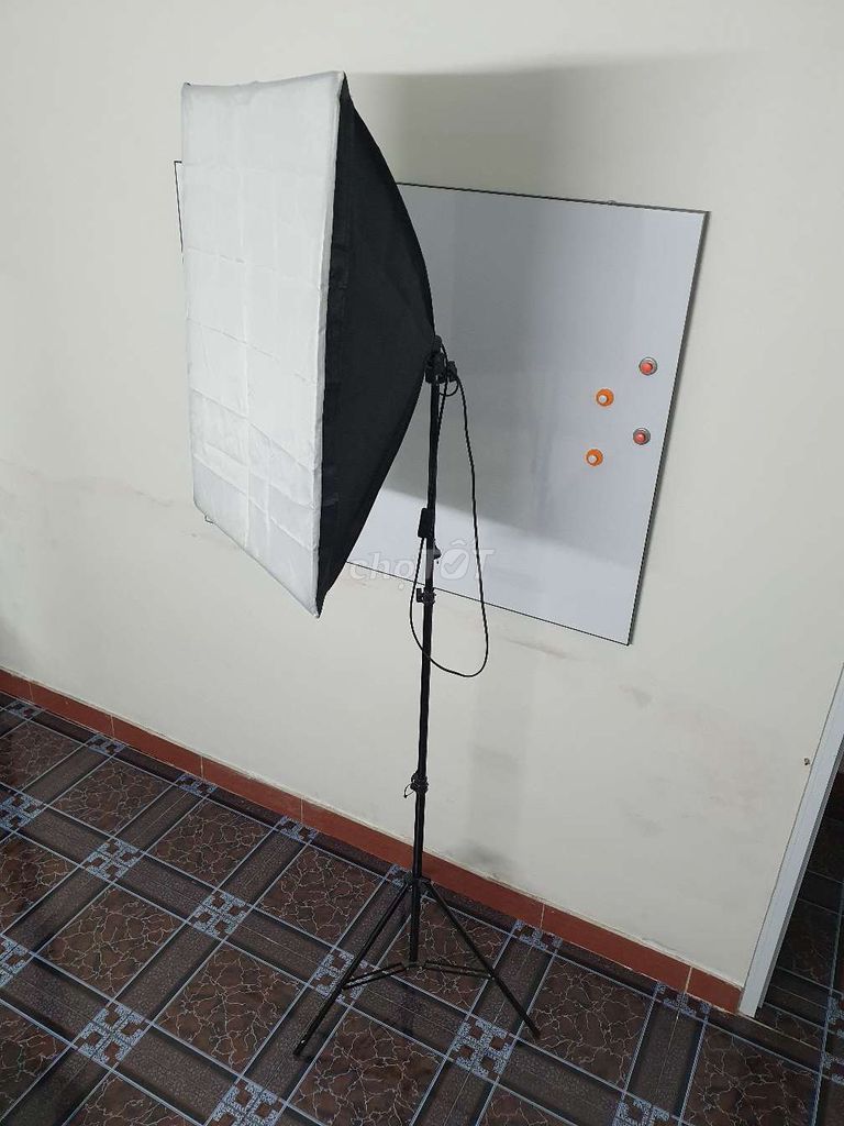 Đèn Softbox studio 50x70 (chân 2m, đèn Rạng Đông)