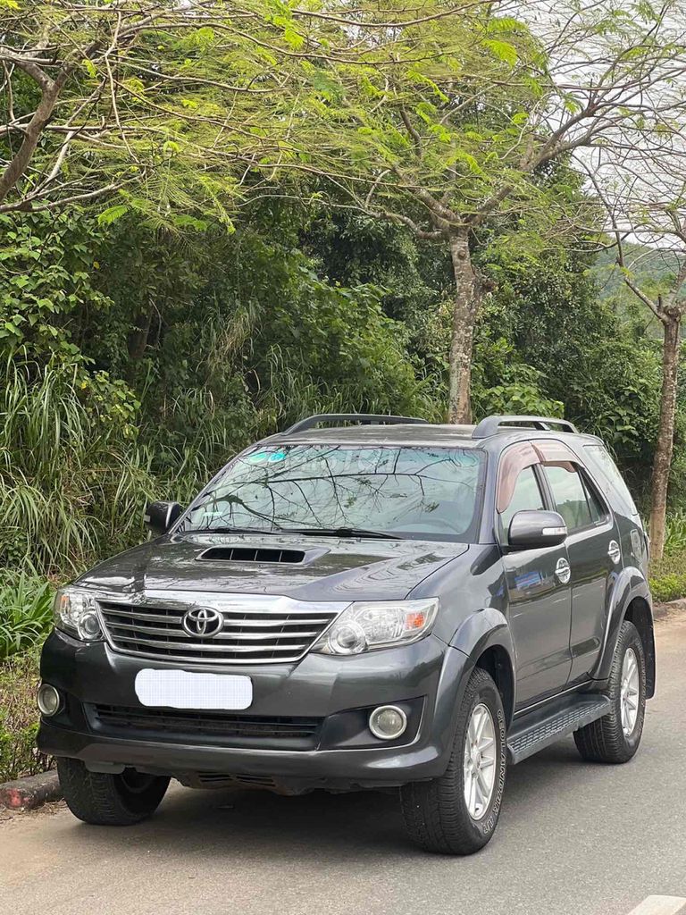 Toyota Fortuner 2013 2.5G - 260000 km. Mua bán Ô tô tại Quận Liên Chiểu Đà Nẵng được đăng bởi Nguyễn Khắc Vũ hình 3