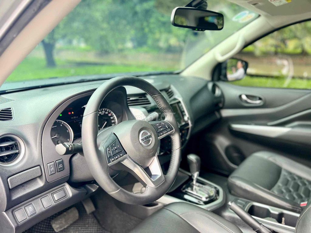 Nissan Navara 2021 VL 2.5 AT 2WD - 37000 km. Mua bán Ô tô tại Quận Tân Phú Tp Hồ Chí Minh được đăng bởi Thuý Thanh hình 9