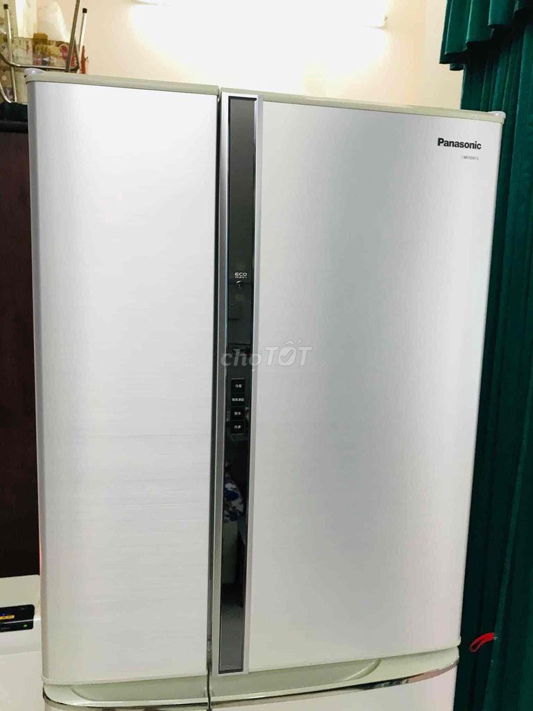 Tủ lạnh Panasonic NR-F554T-S dòng 6 cánh (Japan)