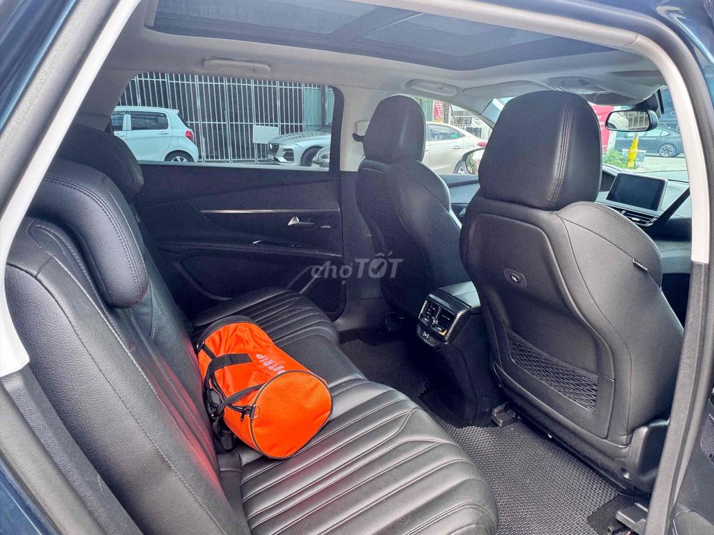 Peugeot 5008 2018 1.6L Turbo - 79000 km. Mua bán Ô tô tại Quận 12 Tp Hồ Chí Minh được đăng bởi Tân hình 7