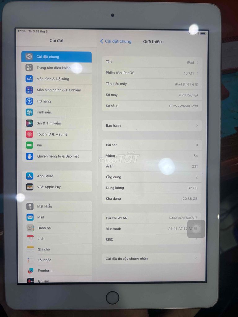 Apple iPad Gen 5 32GB Vàng. Mua bán Máy tính bảng tại Thành phố Biên Hòa Đồng Nai được đăng bởi Phạm Đăng khoa hình 1