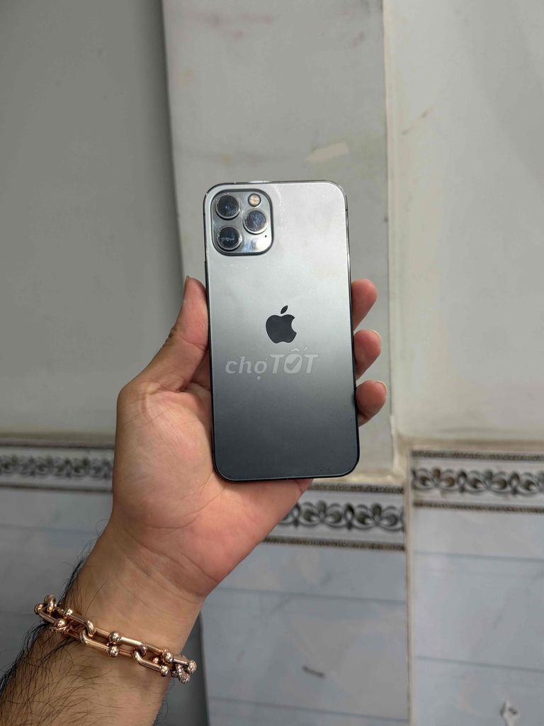 iPhone 12 Pro 128GB Quốc tế zin Full - có góp. Mua bán Điện thoại tại Quận 12 Tp Hồ Chí Minh được đăng bởi Hoàng minh tiến  hình 1
