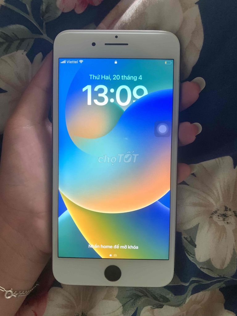 Apple iPhone 8 plus 64GB Đen. Mua bán Điện thoại tại Huyện Yên Định Thanh Hóa được đăng bởi Thao Van hình 1